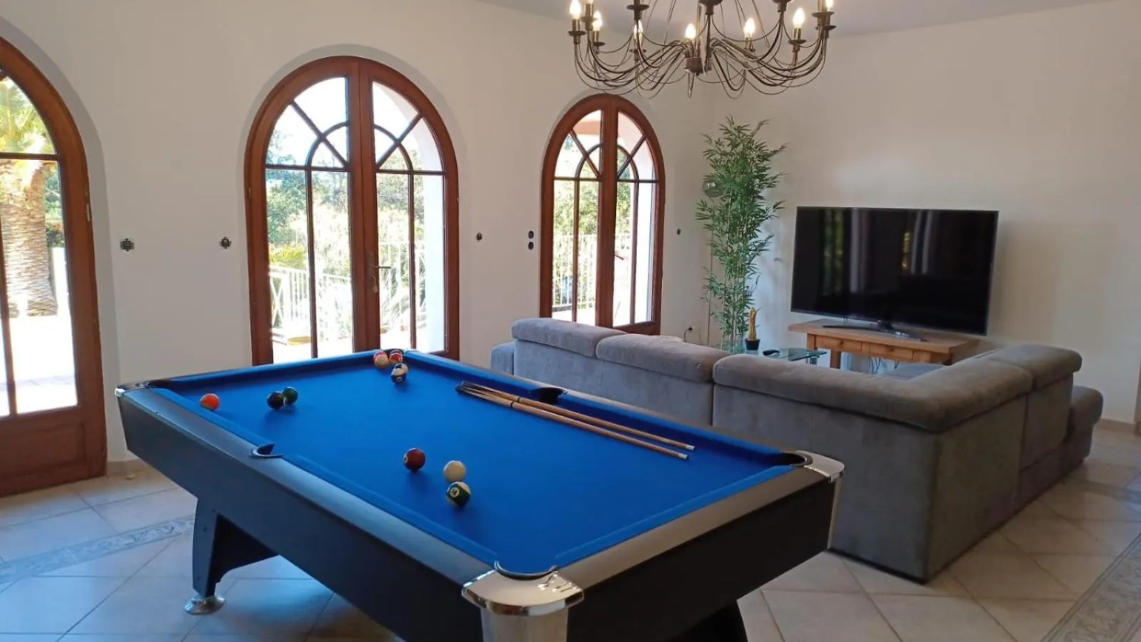 Villa- Saint-Raphael Holiday home